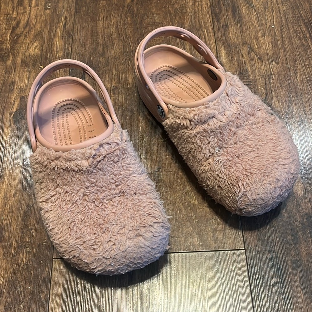 Crocs - Picture 2 of 8